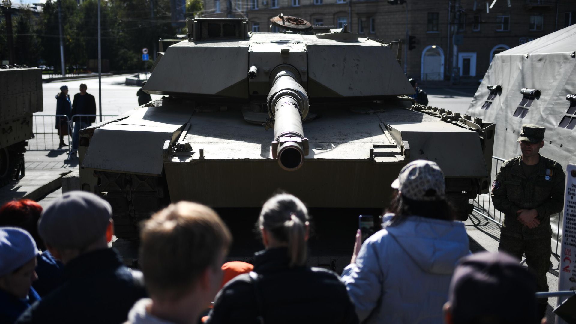 Выставка трофейной техники стран НАТО в Новосибирске Выставка трофейной техники стран НАТО в Новосибирске - РИА Новости, 1920, 20.09.2024