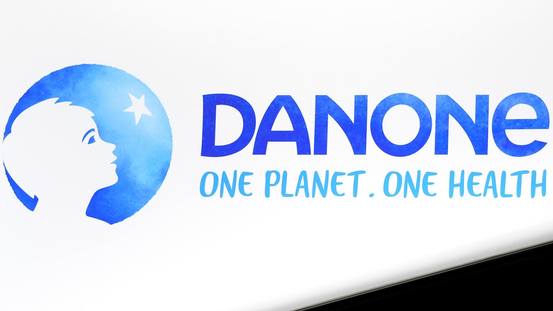 Логотип Danone Логотип Danone - РИА Новости, 1920, 17.09.2024