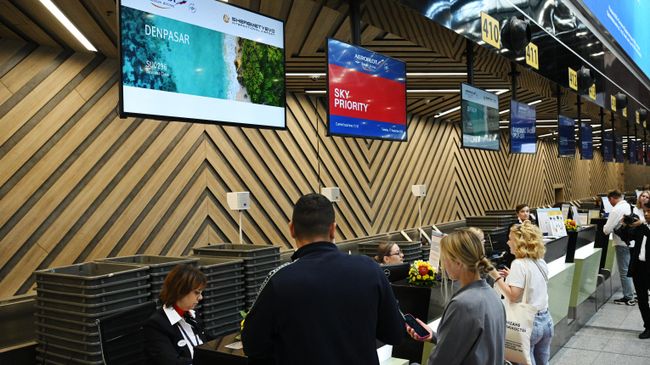 Стойка регистрации нового направления из Москвы в Денпасар (остров Бали), в терминале С аэропорта Шереметьево