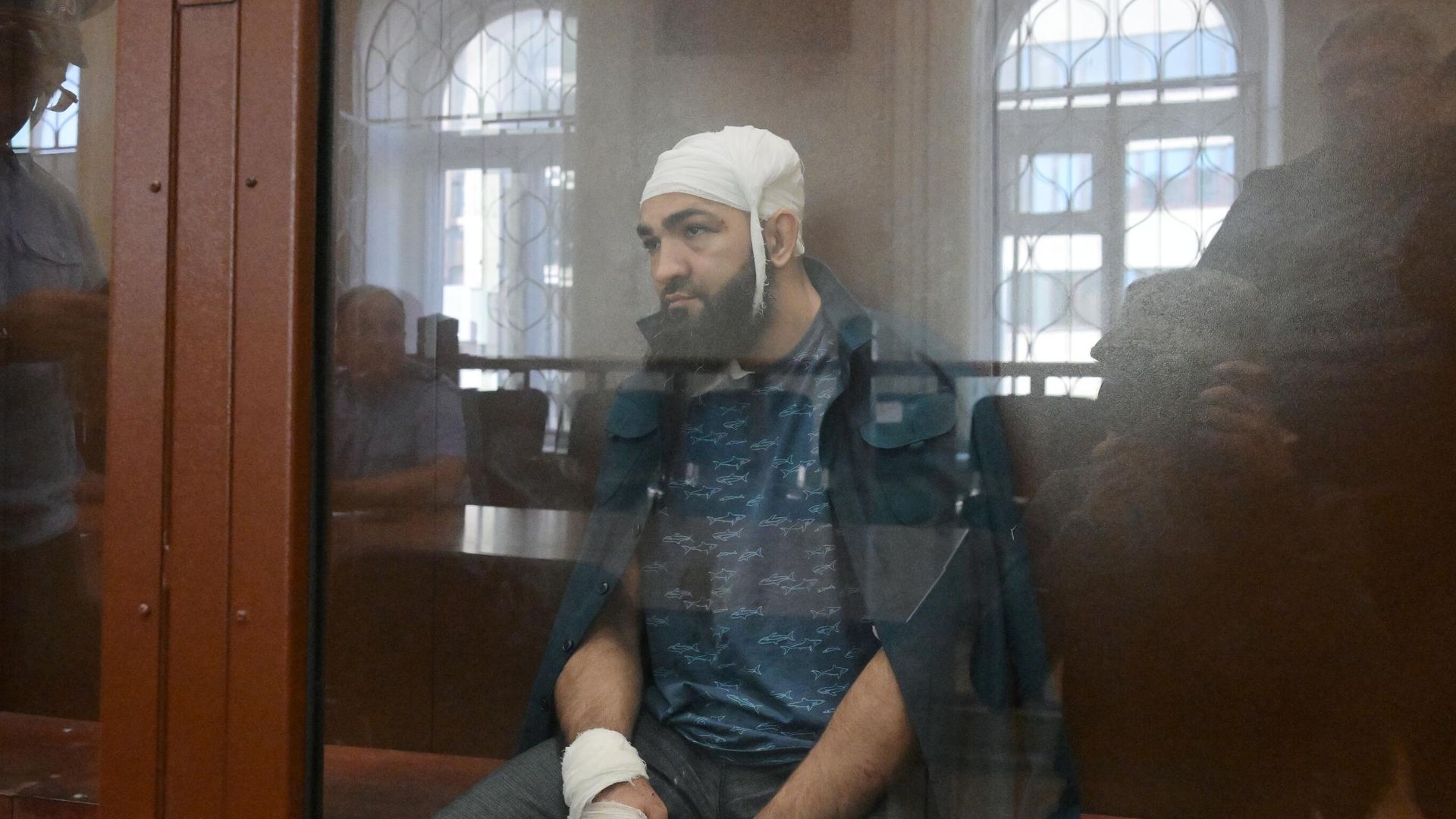 Боец смешанных единоборств Умар Чичаев, обвиняемый по делу о перестрелке у офиса Wildberries, на заседании Басманного суда Москвы Боец смешанных единоборств Умар Чичаев, обвиняемый по делу о перестрелке у офиса Wildberries, на заседании Басманного суда Москвы - РИА Новости, 1920, 13.11.2024