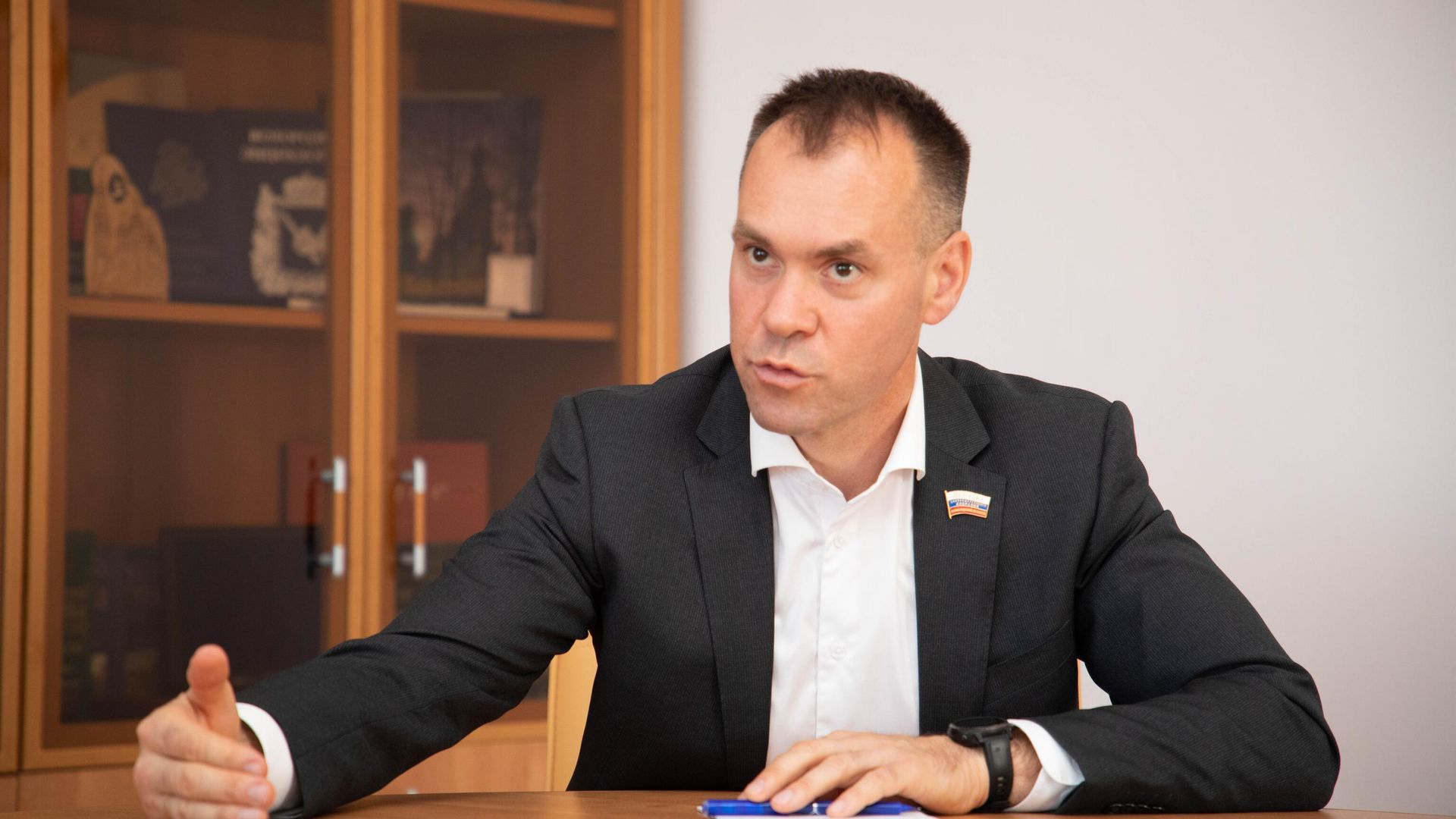 Председатель Законодательного Собрания Вологодской области Сергей Жестянников Председатель Законодательного Собрания Вологодской области Сергей Жестянников - РИА Новости, 1920, 20.12.2024