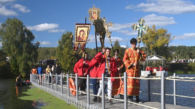 Участники XIII Елизаветинского Крестного хода