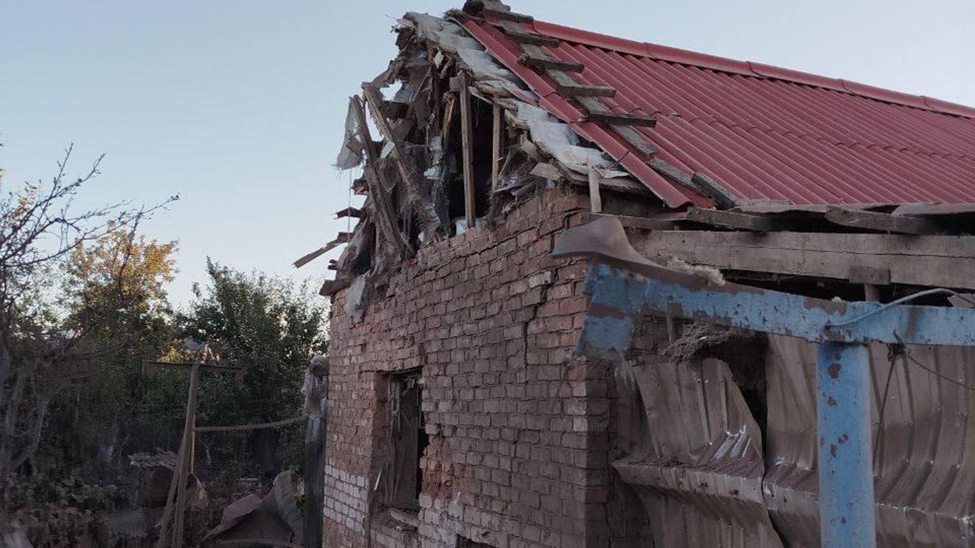 Последствия атаки со сторон ВСУ в Белгородской области Последствия атаки со сторон ВСУ в Белгородской области - РИА Новости, 1920, 17.03.2025