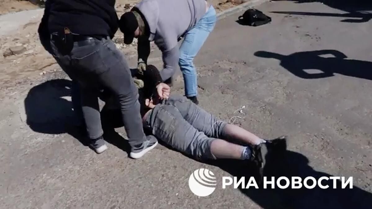 Задержание причастных к поджогам на транспортных объектах Задержание причастных к поджогам на транспортных объектах - РИА Новости, 1920, 26.09.2024