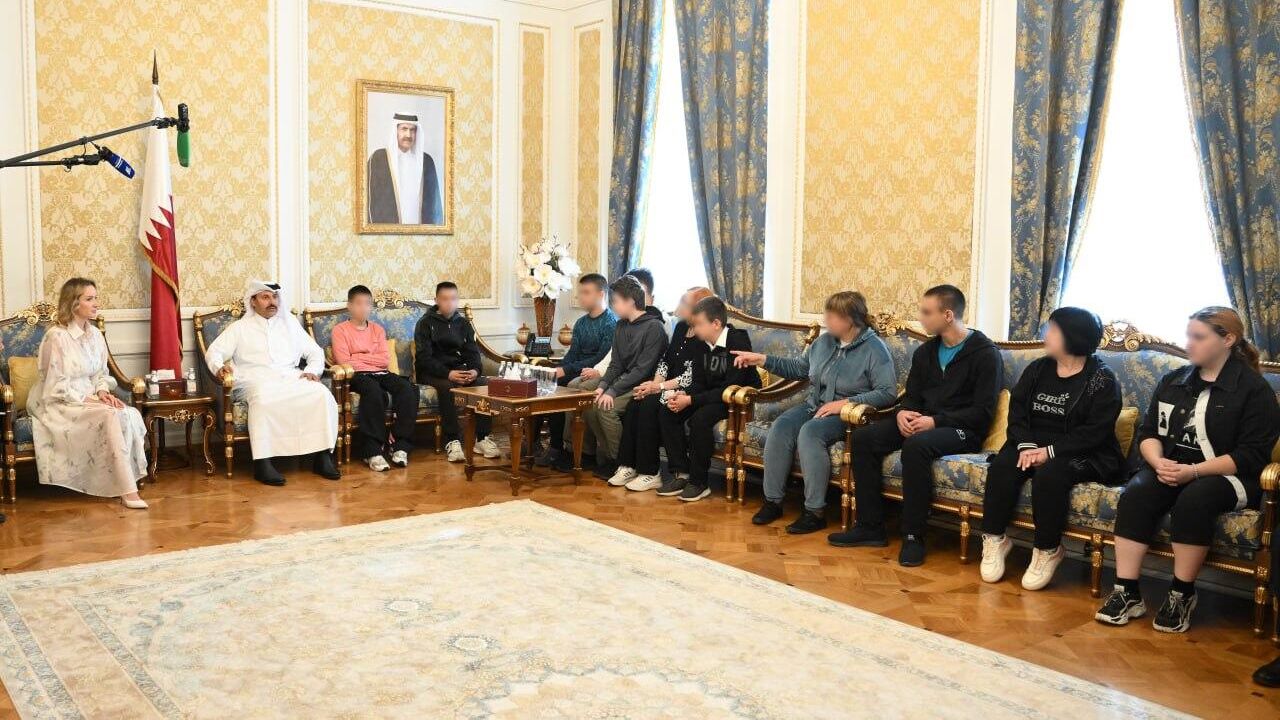 Уполномоченный при президенте РФ по правам ребенка Мария Львова-Белова встретилась с группой украинских детей, которые вернутся на Украину к своим семьям Уполномоченный при президенте РФ по правам ребенка Мария Львова-Белова встретилась с группой украинских детей, которые вернутся на Украину к своим семьям - РИА Новости, 1920, 26.09.2024