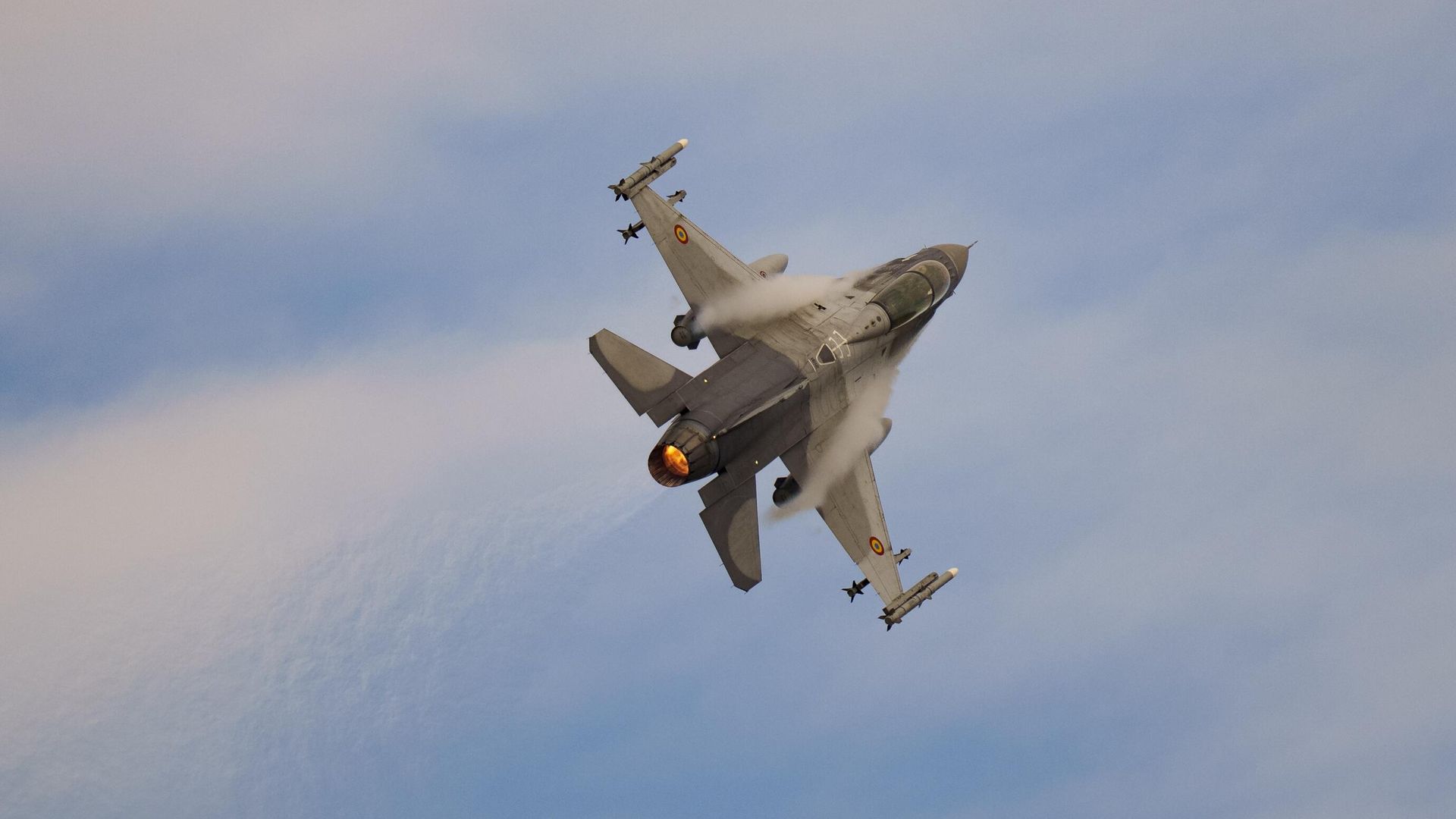 Истребитель F-16 ВВС Румынии - РИА Новости, 1920, 02.01.2026