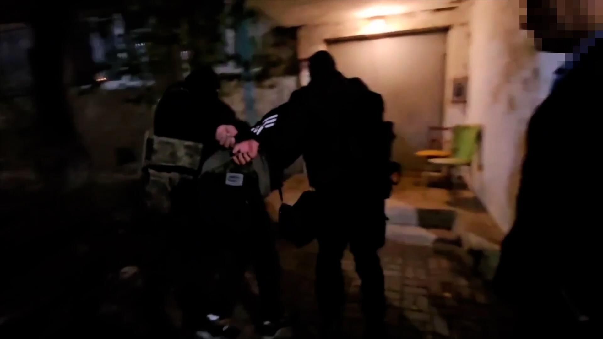 Задержание пособников украинских спецслужб в Крыму Задержание пособников украинских спецслужб в Крыму - РИА Новости, 1920, 27.09.2024