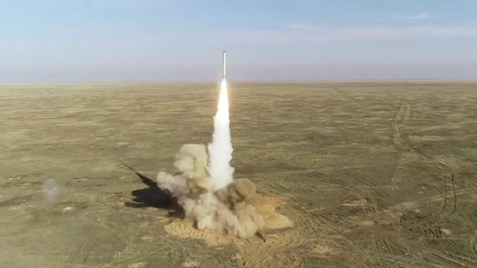 Пуск крылатой ракеты оперативно-тактического ракетного комплекса Искандер - РИА Новости, 1920, 14.08.2025
