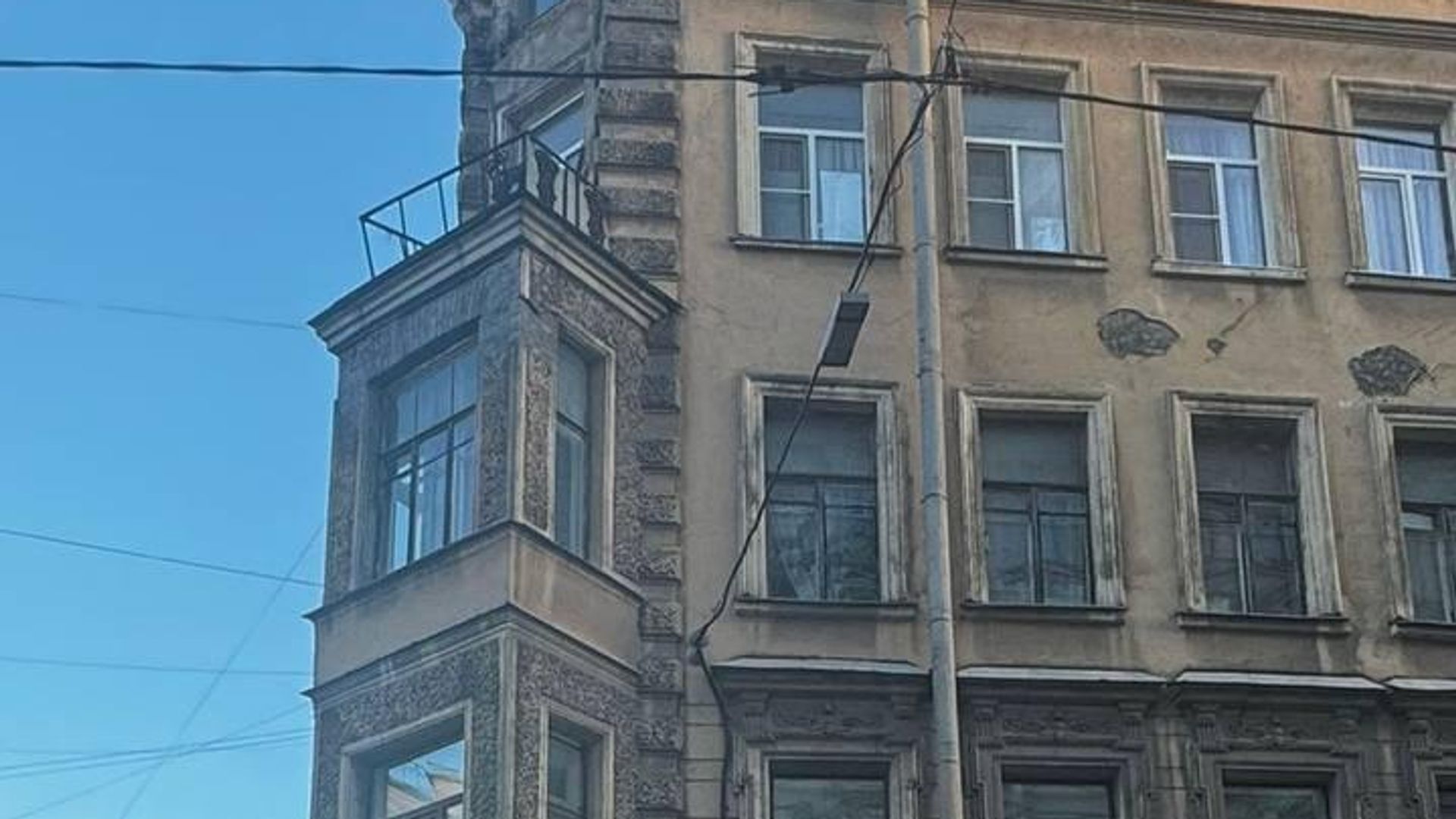 Дом на улице Восстания в Санкт-Петербурге, где произошло частичное обрушение плиты балкона Дом на улице Восстания в Санкт-Петербурге, где произошло частичное обрушение плиты балкона - РИА Новости, 1920, 01.10.2024