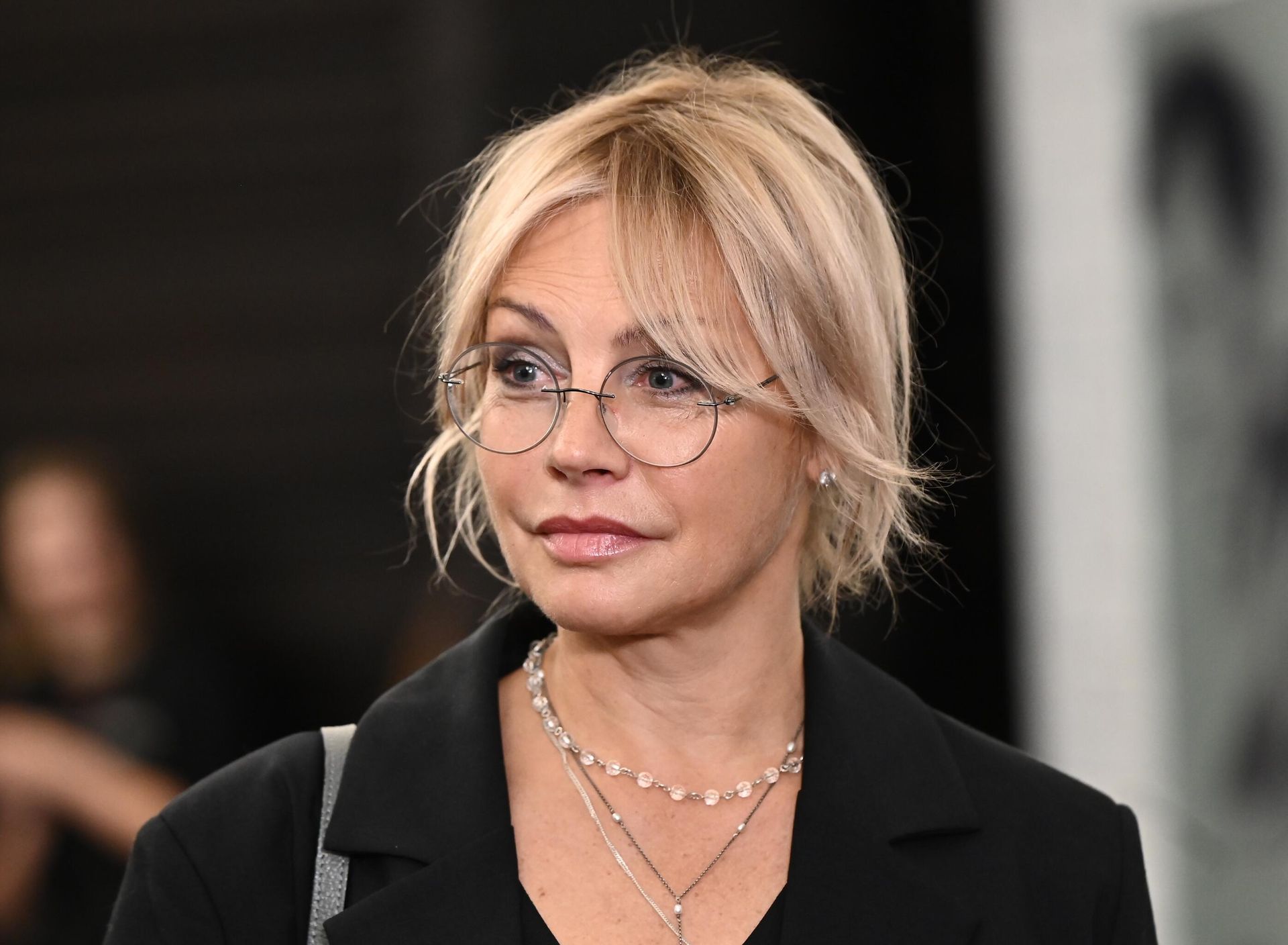 Актриса Алена Бабенко во время сбора трупп Современника, Театра Олега Табакова и Театральной школы Олега Табакова в Москве Актриса Алена Бабенко во время сбора трупп Современника, Театра Олега Табакова и Театральной школы Олега Табакова в Москве