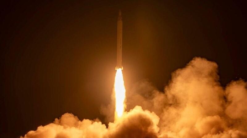 Ракета, запущенная из Ирана в сторону Израиля Ракета, запущенная из Ирана в сторону Израиля - РИА Новости, 1920, 02.10.2024