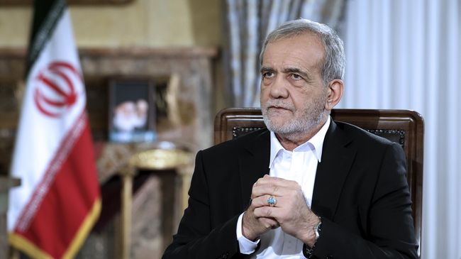 Президент Ирана Масуд Пезешкиан Президент Ирана Масуд Пезешкиан