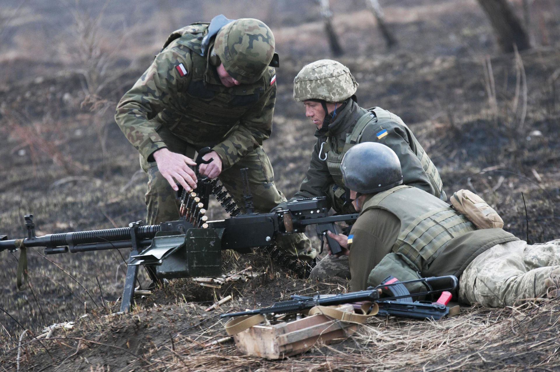Польский инструктор обучает солдат ВСУ на Яворовском полигоне во Львовской области Польский инструктор обучает солдат ВСУ на Яворовском полигоне во Львовской области - РИА Новости, 1920, 03.11.2023