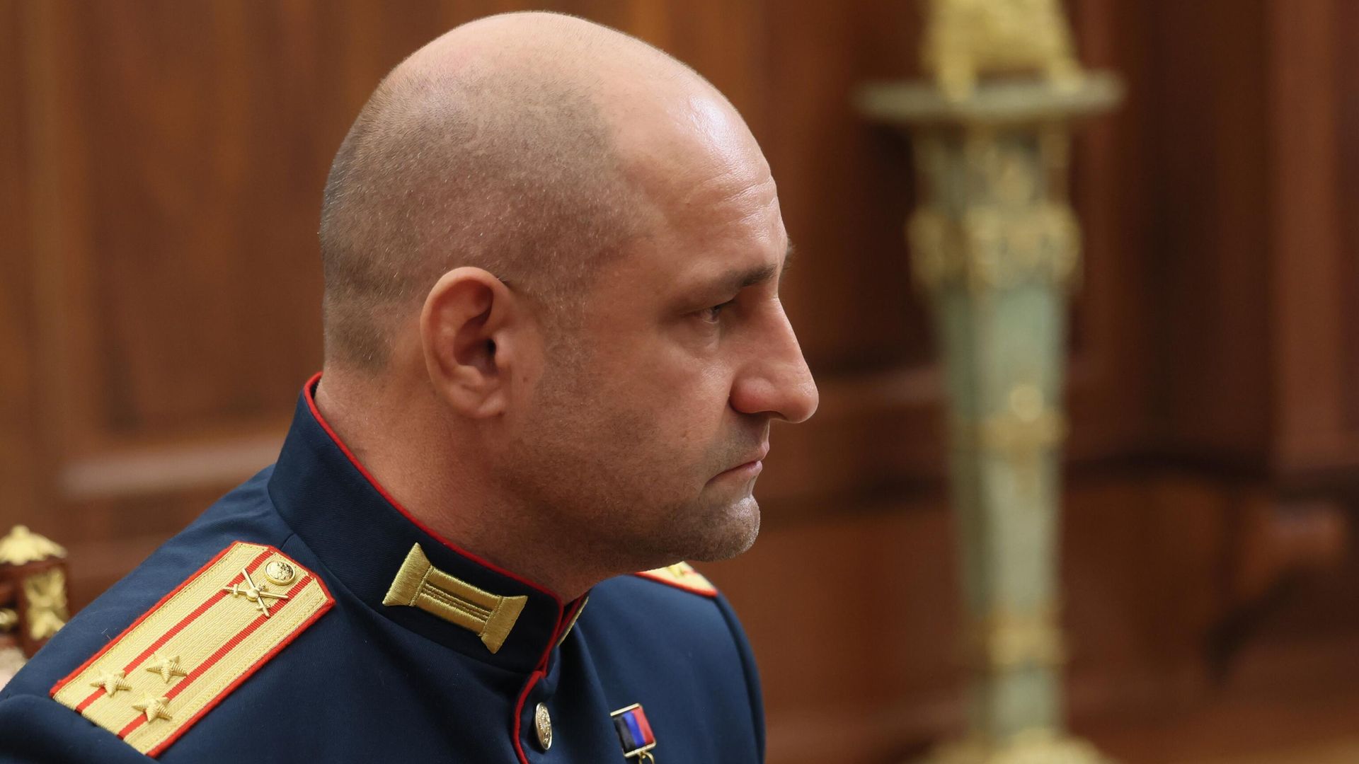 Полномочный представитель президента РФ в Уральском федеральном округе Артем Жога во время встречи с президентом РФ Владимиром Путиным. 2 октября 2024 Полномочный представитель президента РФ в Уральском федеральном округе Артем Жога во время встречи с президентом РФ Владимиром Путиным. 2 октября 2024 - РИА Новости, 1920, 02.10.2024