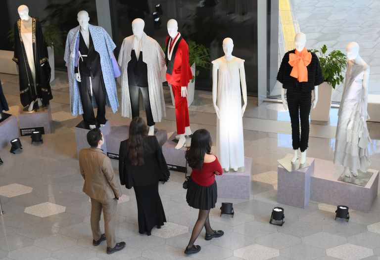 Выставка Наследие на саммите модной индустрии BRICS+ Fashion Summit в концертном зале парка Зарядье Выставка Наследие на саммите модной индустрии BRICS+ Fashion Summit в концертном зале парка Зарядье