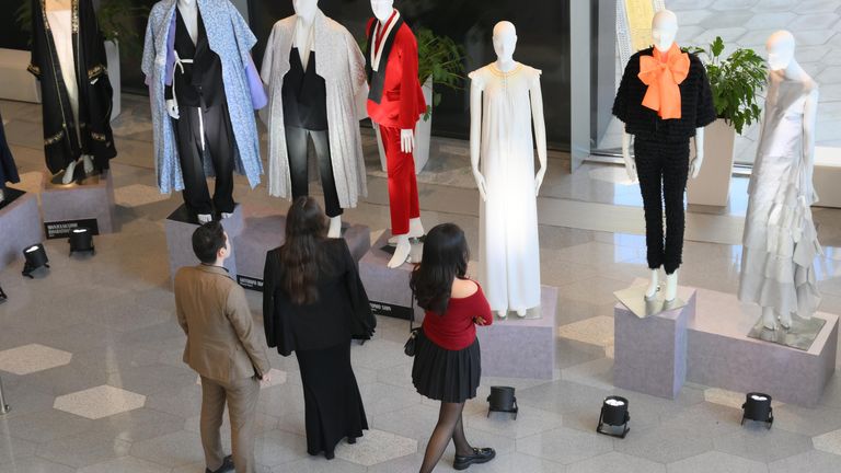 Выставка Наследие на саммите модной индустрии BRICS+ Fashion Summit в концертном зале парка Зарядье Выставка Наследие на саммите модной индустрии BRICS+ Fashion Summit в концертном зале парка Зарядье