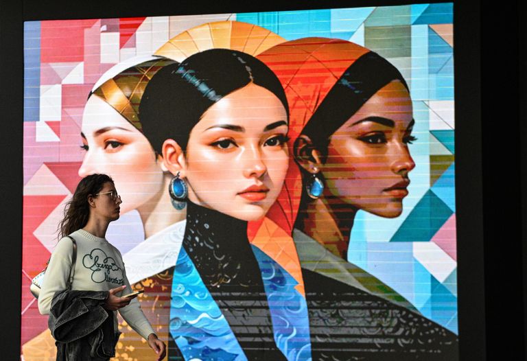 Участница саммита модной индустрии BRICS+ Fashion Summit в концертном зале парка Зарядье Участница саммита модной индустрии BRICS+ Fashion Summit в концертном зале парка Зарядье