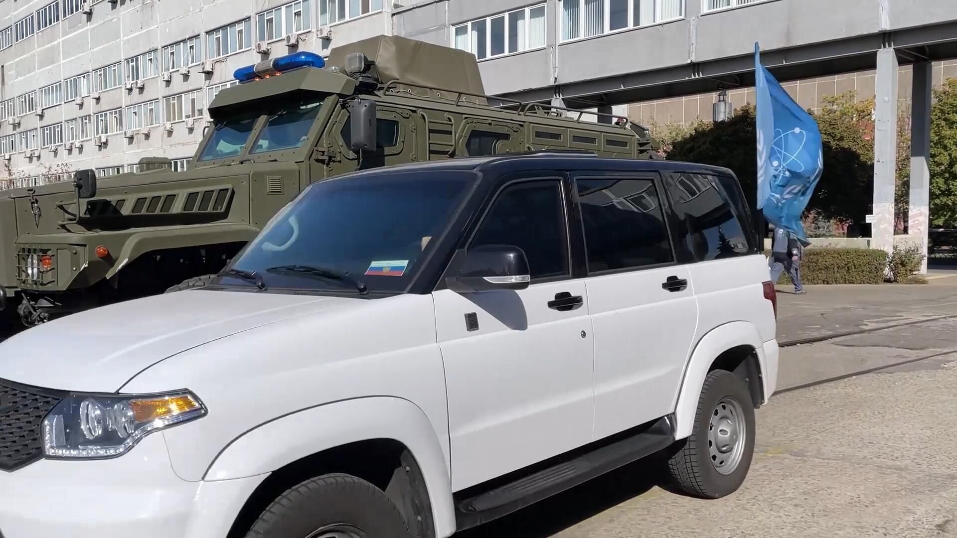 Автомобиль с членами делегации Международного агентства по атомной энергии на территории Запорожской АЭС Автомобиль с членами делегации Международного агентства по атомной энергии на территории Запорожской АЭС - РИА Новости, 1920, 06.07.2025