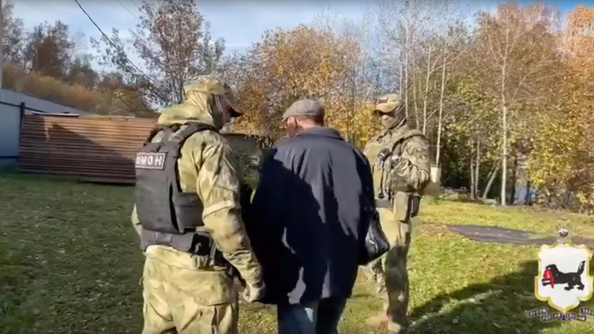 Оперативники задержали руководителей этнических диаспор по подозрению в организации незаконной миграции в Иркутске Оперативники задержали руководителей этнических диаспор по подозрению в организации незаконной миграции в Иркутске - РИА Новости, 1920, 03.10.2024