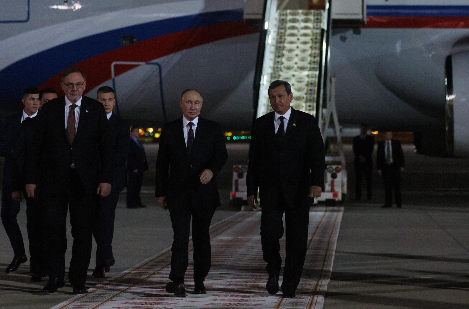 Визит президента Владимира Путина в Туркменистан Визит президента Владимира Путина в Туркменистан - РИА Новости, 1920, 11.10.2024