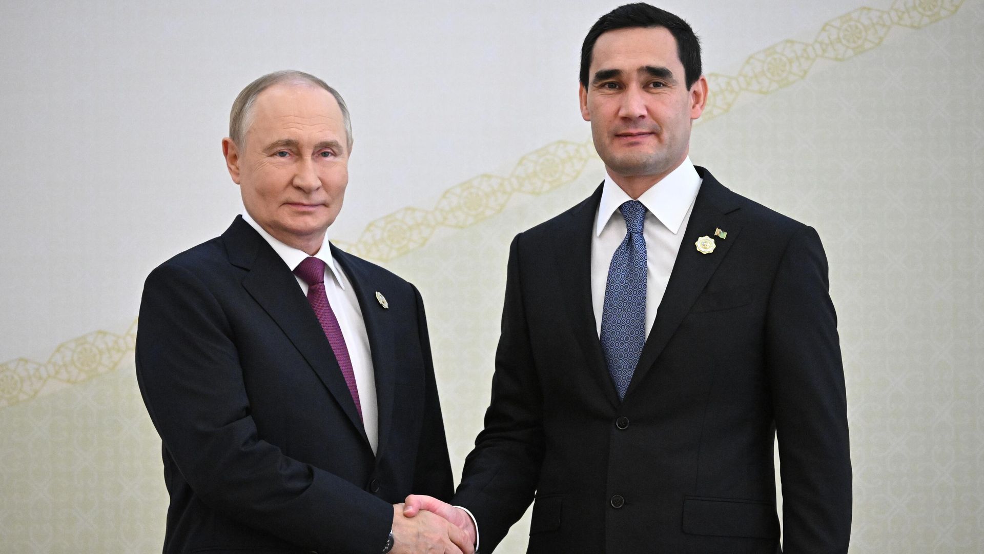 Президент РФ Владимир Путин и президент Туркменистана Сердар Бердымухамедов - РИА Новости, 1920, 21.12.2025