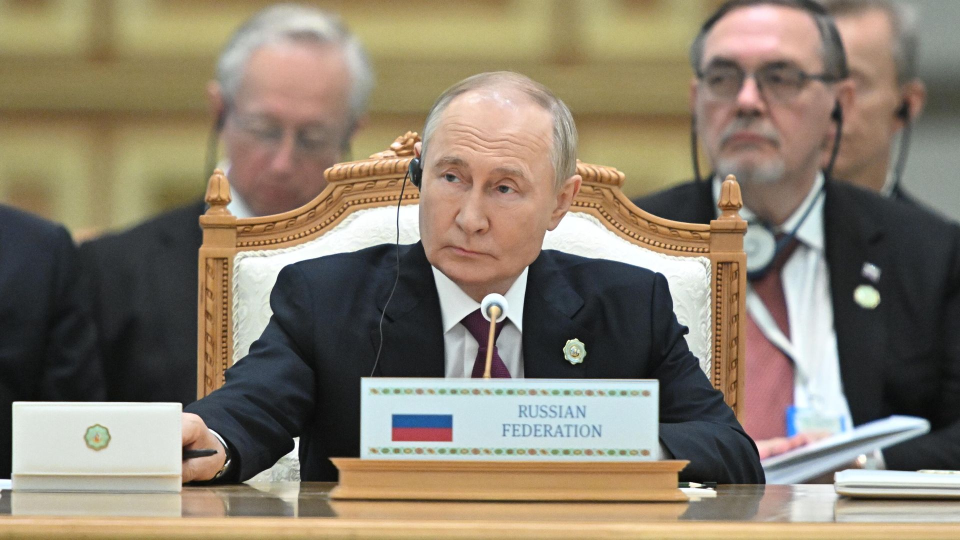 Президент РФ Владимир Путин на пленарном заседании международного форума Взаимосвязь времён и цивилизаций - основа мира и развития в Ашхабаде. 11 октября 2024 Президент РФ Владимир Путин на пленарном заседании международного форума Взаимосвязь времён и цивилизаций - основа мира и развития в Ашхабаде. 11 октября 2024 - РИА Новости, 1920, 11.10.2024