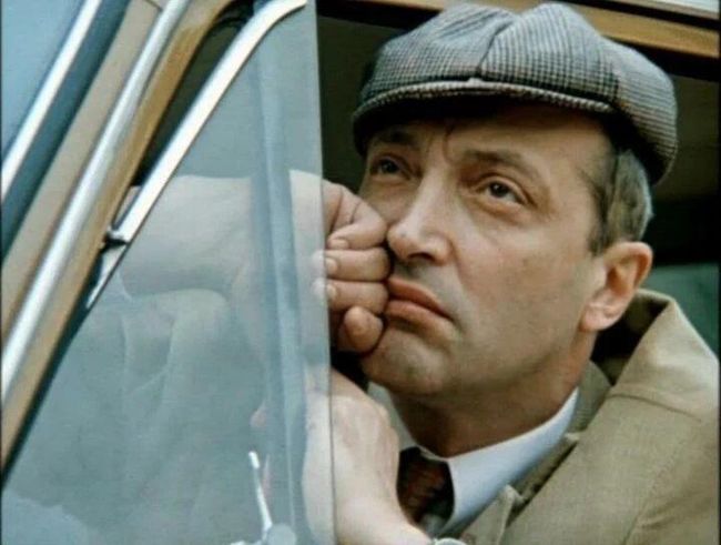 Михаил Козаков в фильме Покровские ворота 