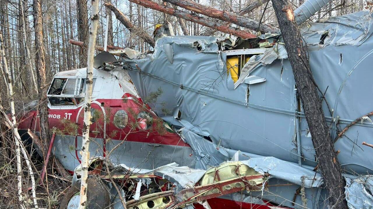 Самолет Ан-3, совершивший аварийную посадку в Якутии Самолет Ан-3, совершивший аварийную посадку в Якутии - РИА Новости, 1920, 13.10.2024