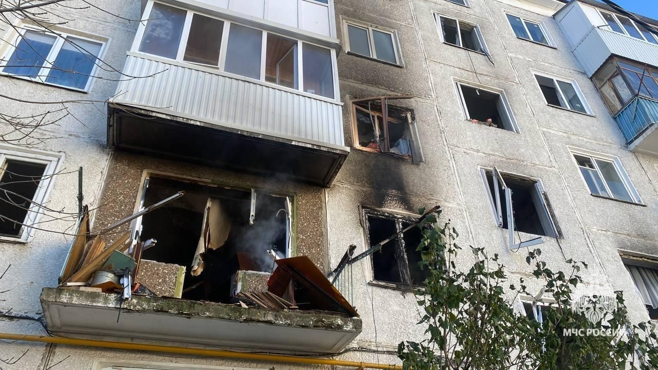На месте взрыва бытового газа в многоквартирном жилом доме в Уфе На месте взрыва бытового газа в многоквартирном жилом доме в Уфе - РИА Новости, 1920, 13.10.2024