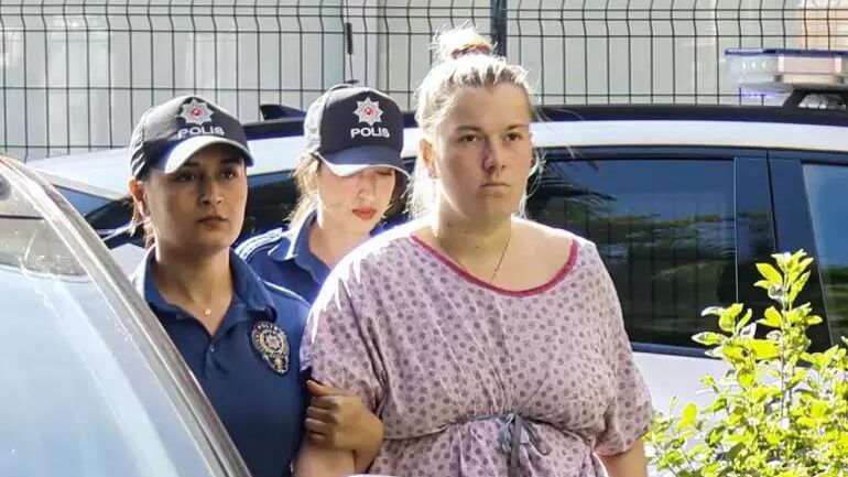 Задержанная в Турции Екатерина Бурнашкина Задержанная в Турции Екатерина Бурнашкина - РИА Новости, 1920, 06.05.2026