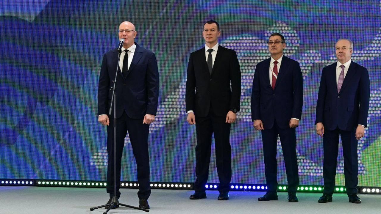 Дмитрий Чернышенко во время открытия Центра фехтования в рамках форума Россия – спортивная держава в Уфе Дмитрий Чернышенко во время открытия Центра фехтования в рамках форума Россия – спортивная держава в Уфе - РИА Новости, 1920, 17.10.2024