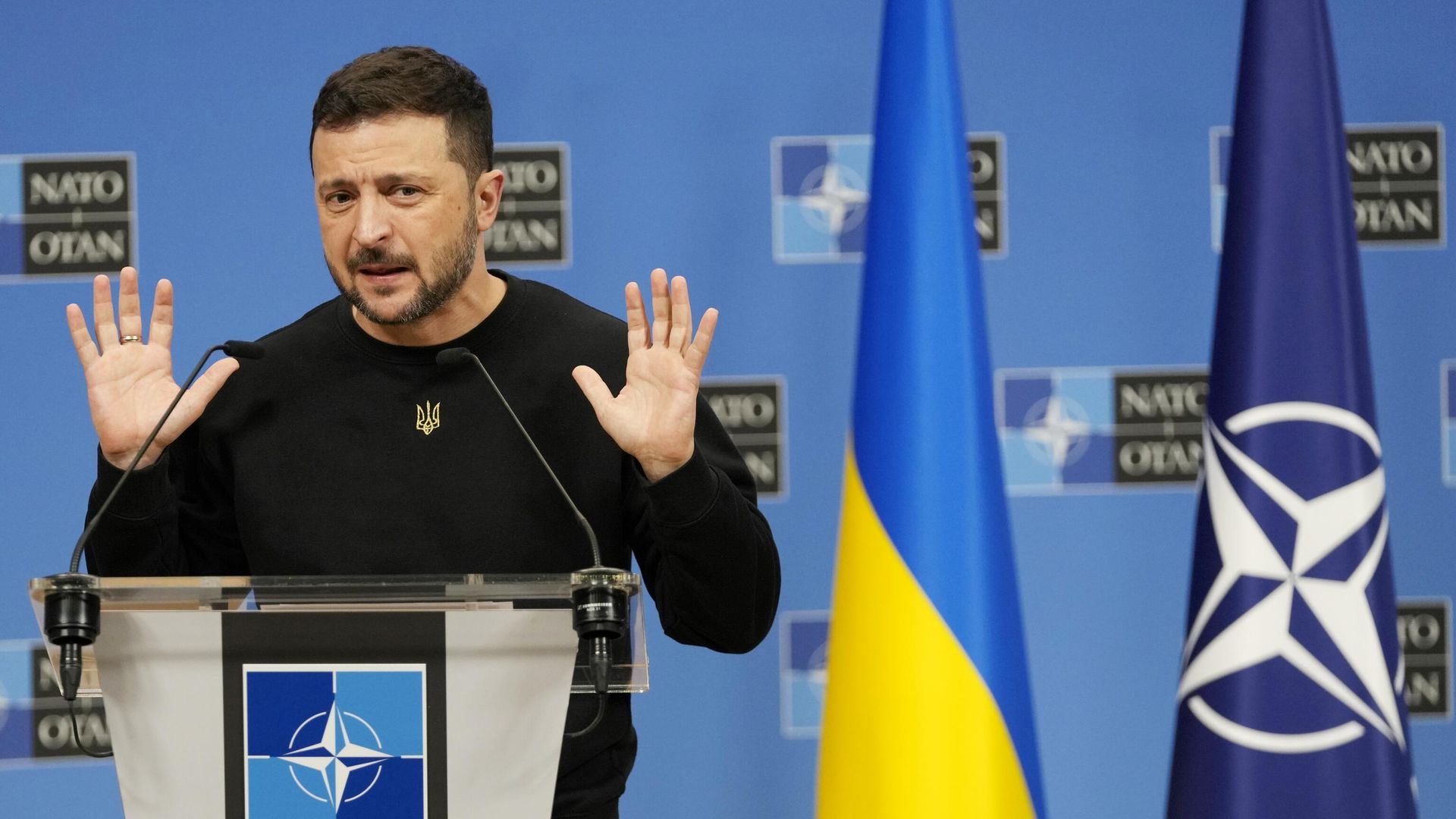 Владимир Зеленский в штаб-квартире НАТО в Брюсселе Владимир Зеленский в штаб-квартире НАТО в Брюсселе - РИА Новости, 1920, 22.11.2024
