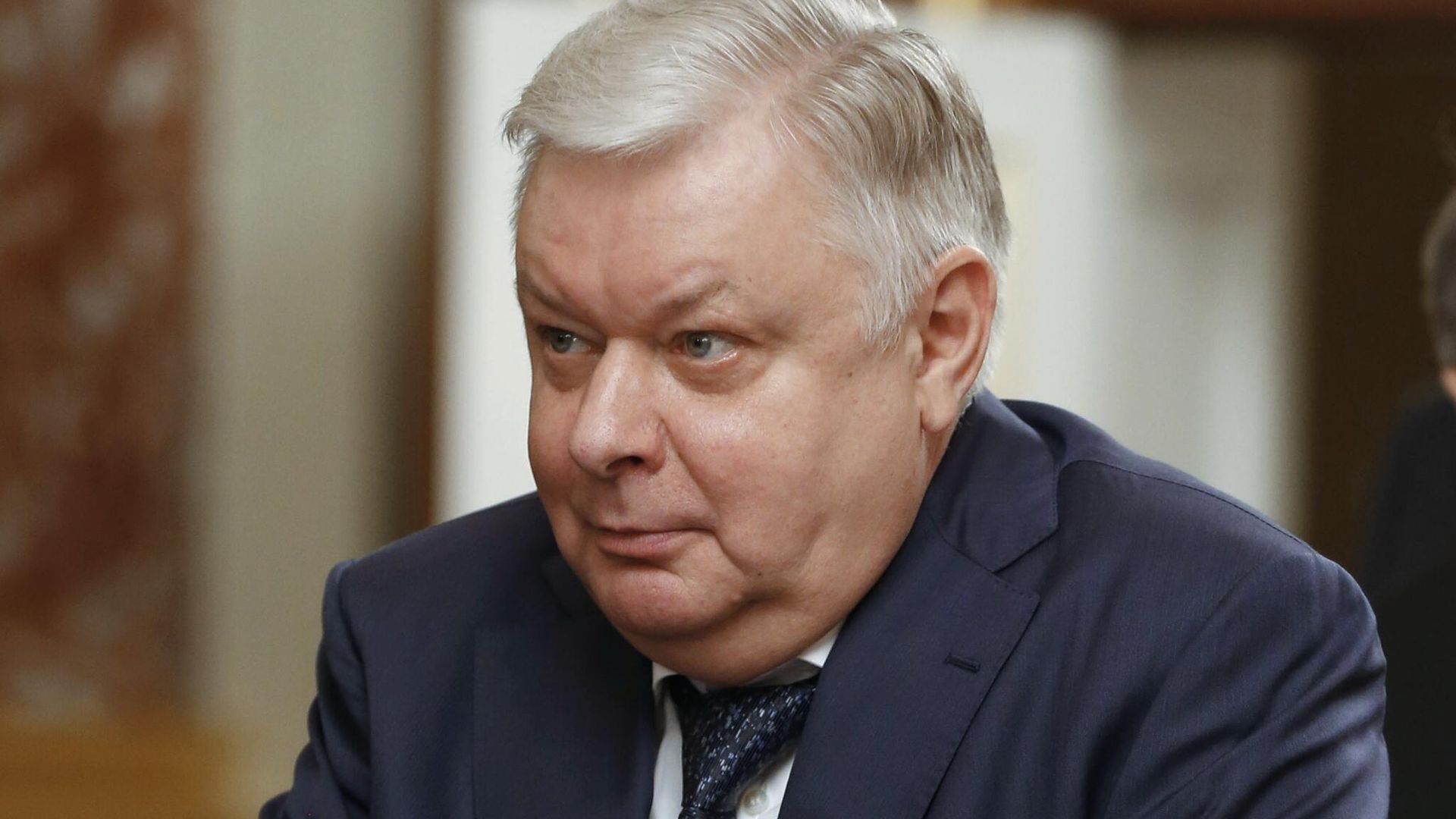 Руководитель Федеральной миграционной службы (ФМС) РФ Константин Ромодановский перед заседанием кабинета министров РФ в Доме правительства РФ - РИА Новости, 1920