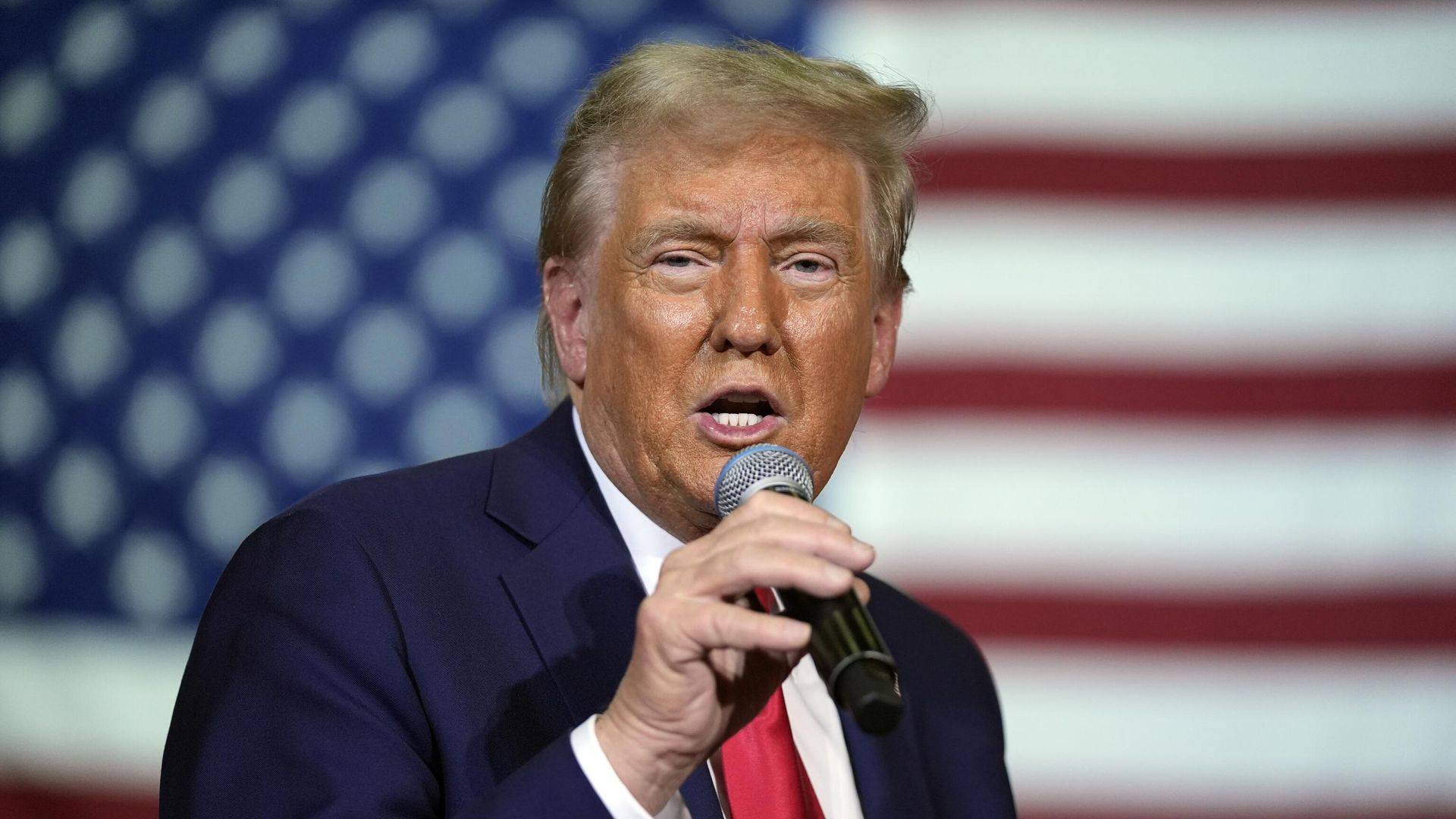 Кандидат в президенты США от Республиканской партии Дональд Трамп Кандидат в президенты США от Республиканской партии Дональд Трамп - РИА Новости, 1920, 26.10.2024
