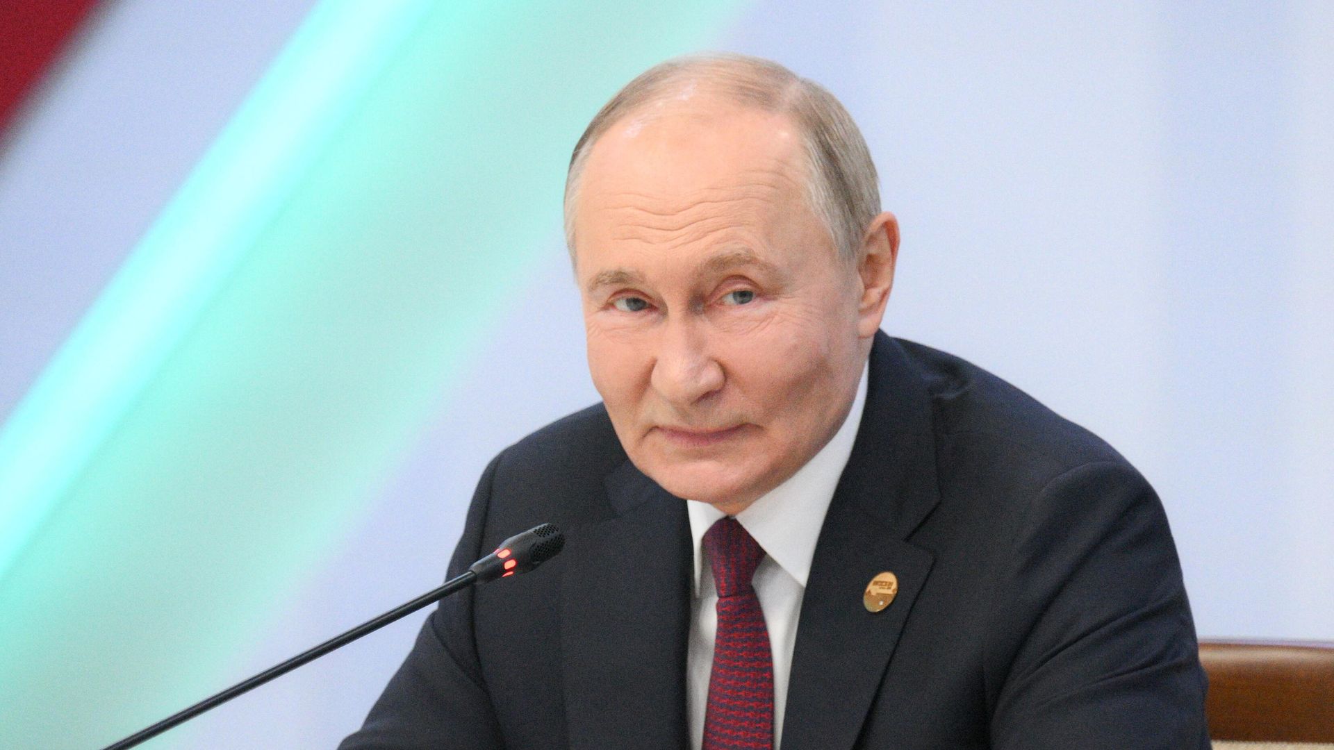 Президент РФ Владимир Путин во время встречи с лидерами БРИКС Президент РФ Владимир Путин во время встречи с лидерами БРИКС - РИА Новости, 1920, 23.10.2024
