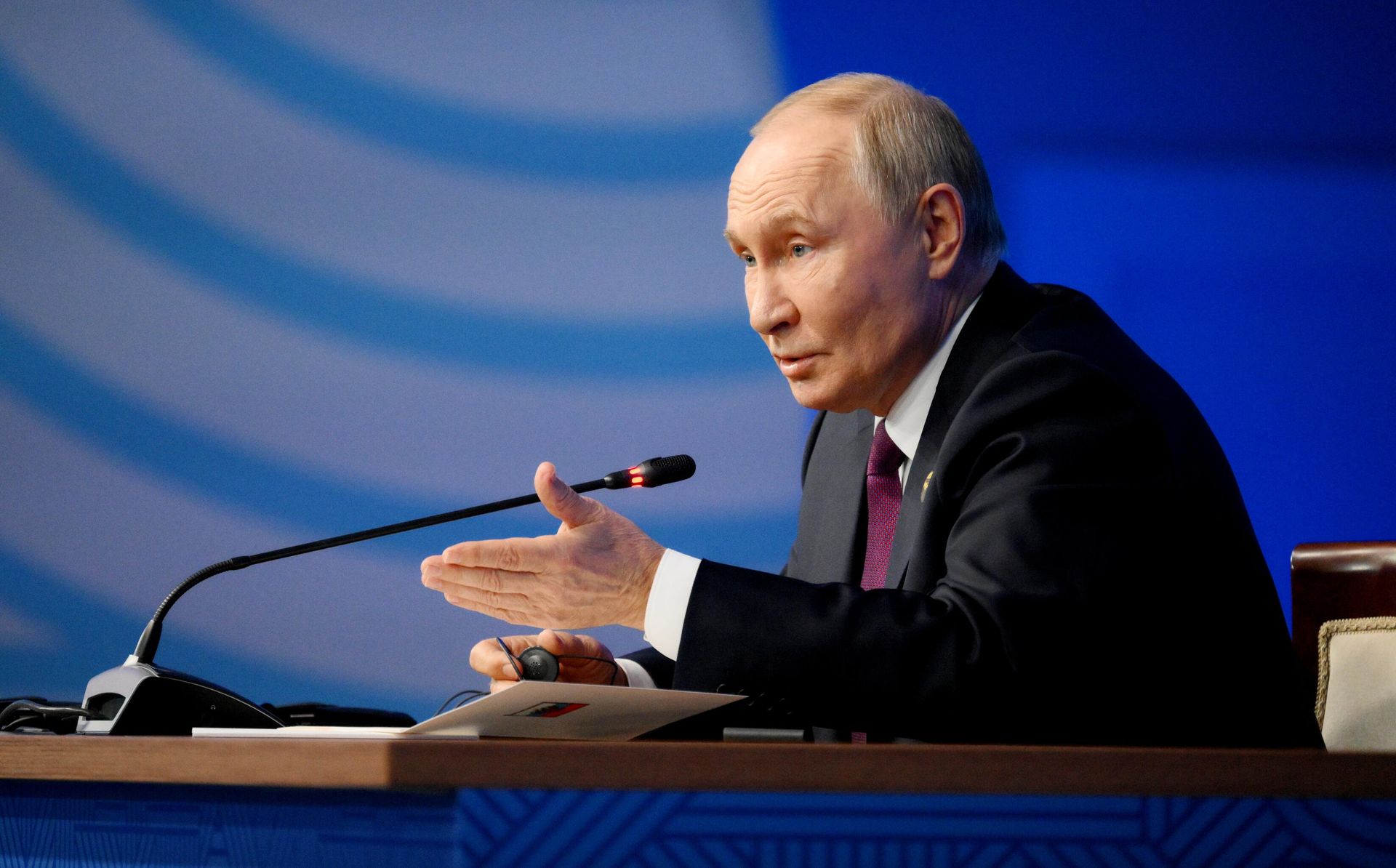 Президент России Владимир Путин на пресс-конференции в рамках XVI саммита БРИКС в Казани Президент России Владимир Путин на пресс-конференции в рамках XVI саммита БРИКС в Казани - РИА Новости, 1920, 24.10.2024