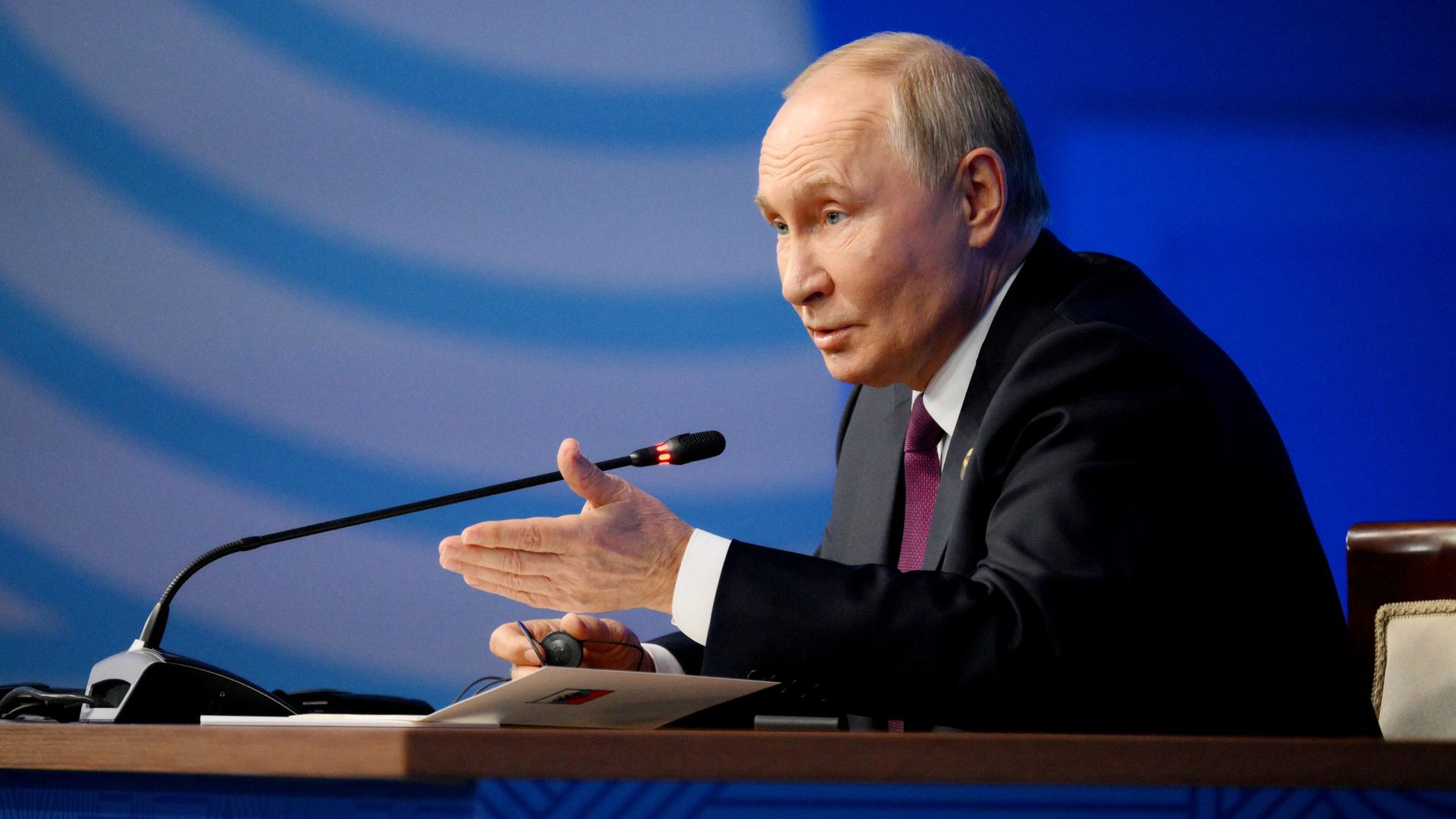 Президент России Владимир Путин на пресс-конференции в рамках XVI саммита БРИКС в Казани Президент России Владимир Путин на пресс-конференции в рамках XVI саммита БРИКС в Казани - РИА Новости, 1920, 24.10.2024