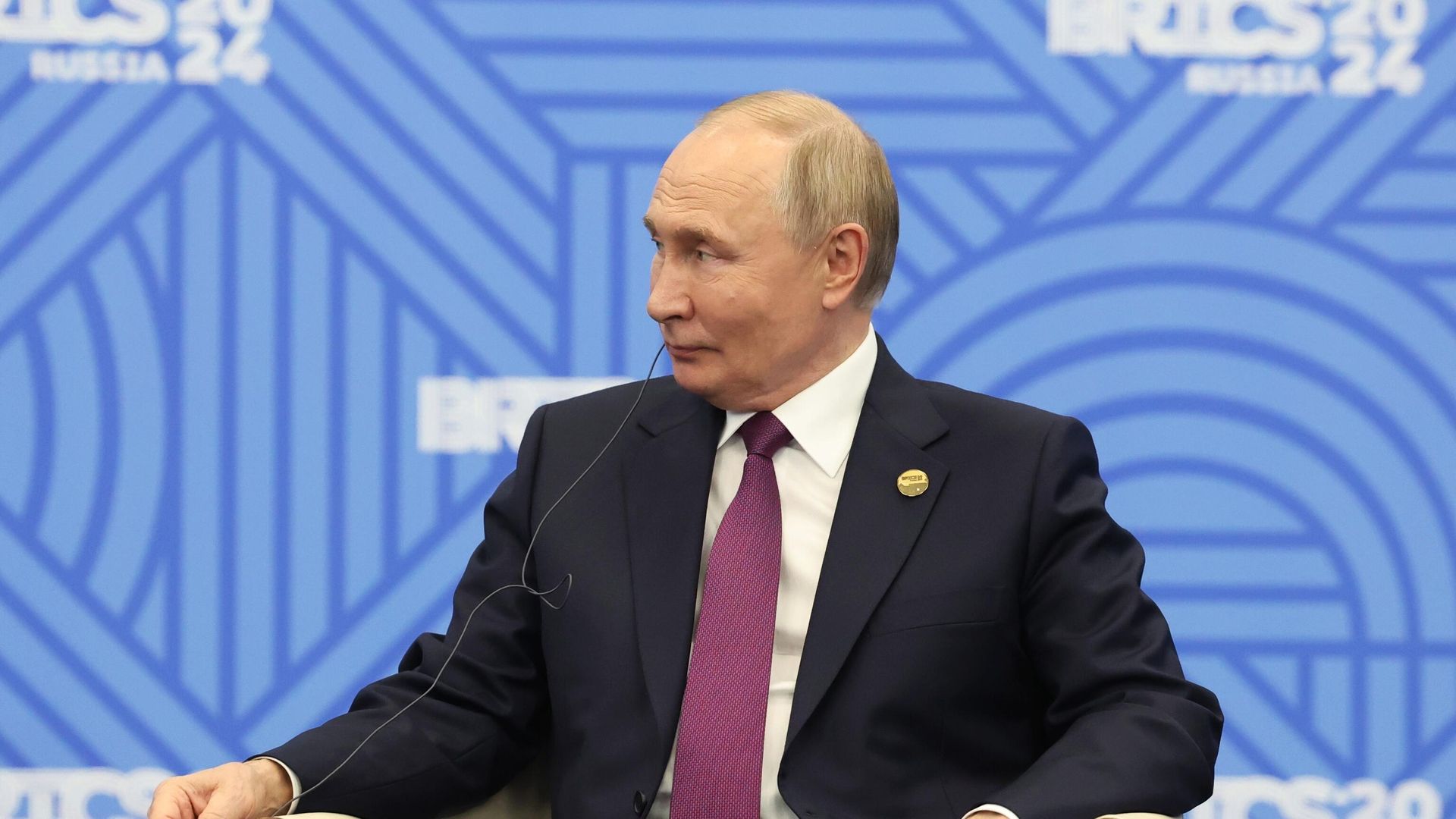 XVI саммит БРИКС. Встреча президента РФ Владимира Путина с президентом Республики Сербской Милорадом Додиком XVI саммит БРИКС. Встреча президента РФ Владимира Путина с президентом Республики Сербской Милорадом Додиком - РИА Новости, 1920, 25.10.2024