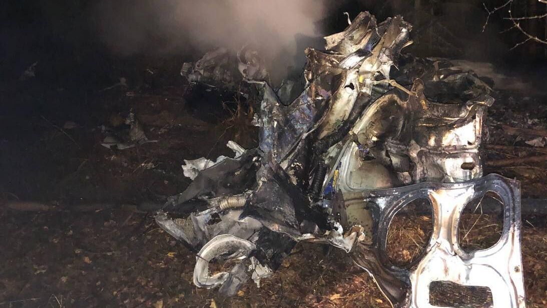 Место падения вертолета Ми-2 в Кировской области Место падения вертолета Ми-2 в Кировской области - РИА Новости, 1920, 26.10.2024