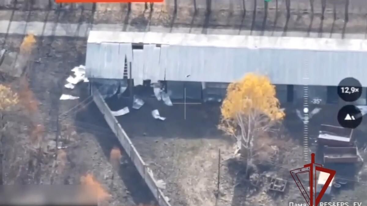 Кадр видео уничтожения диверсионной группы ВСУ в Брянской области Кадр видео уничтожения диверсионной группы ВСУ в Брянской области - РИА Новости, 1920, 29.10.2024