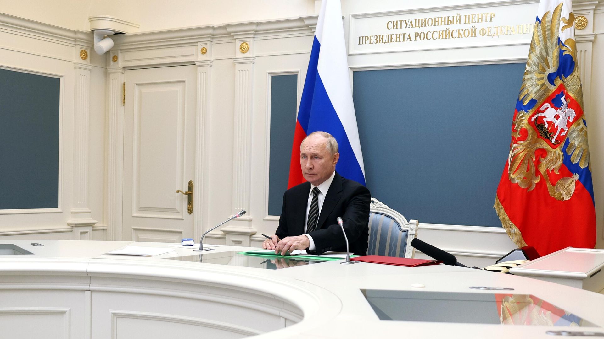 Президент РФ, верховный главнокомандующий вооружёнными силами РФ Владимир Путин Президент РФ, верховный главнокомандующий вооружёнными силами РФ Владимир Путин - РИА Новости, 1920, 29.10.2024