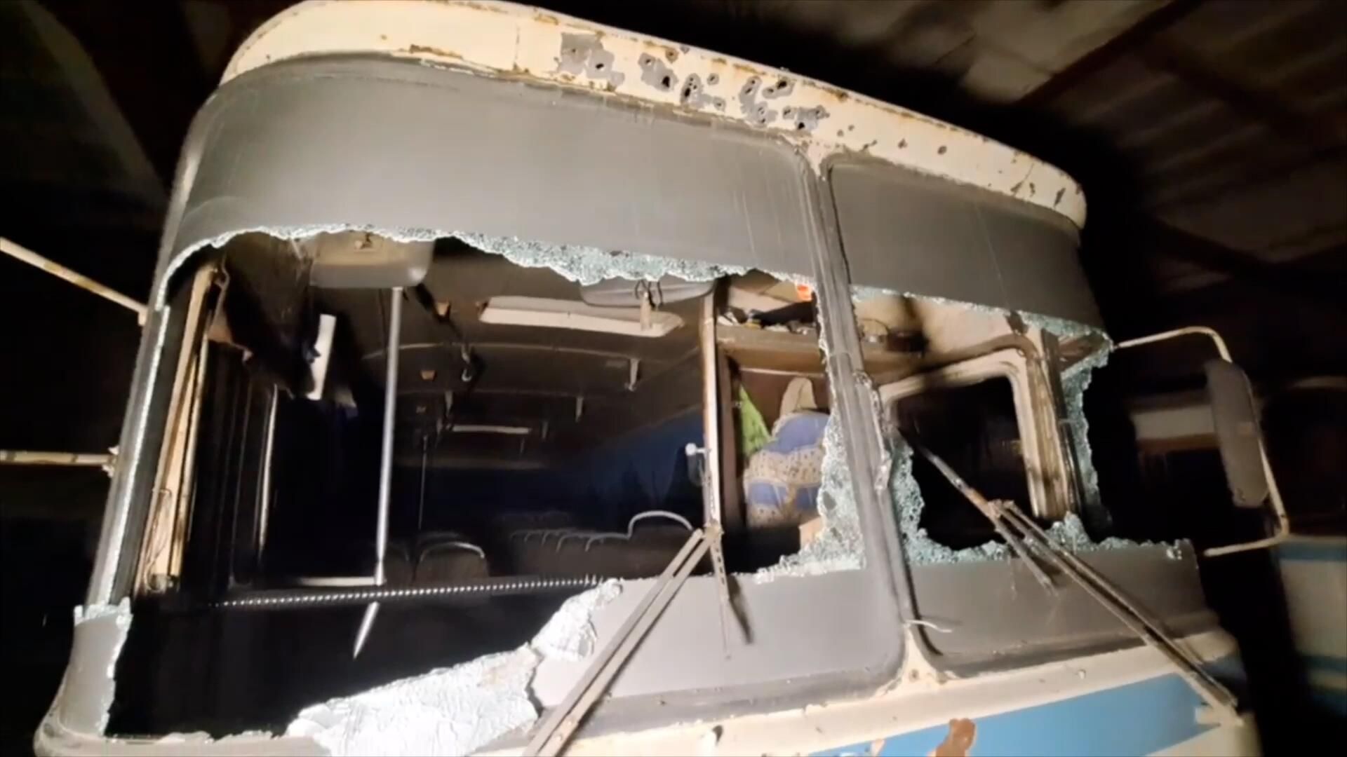 Последствия удара дроном-камикадзе по автобусу в Горловке в ДНР Последствия удара дроном-камикадзе по автобусу в Горловке в ДНР - РИА Новости, 1920, 30.10.2024
