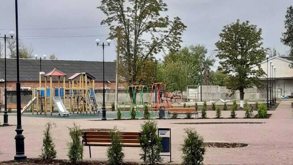 Парк в центральной части хутора Танцура-Крамаренко в Краснодарском крае после работ по благоустройству Парк в центральной части хутора Танцура-Крамаренко в Краснодарском крае после работ по благоустройству - РИА Новости, 1920, 29.10.2024