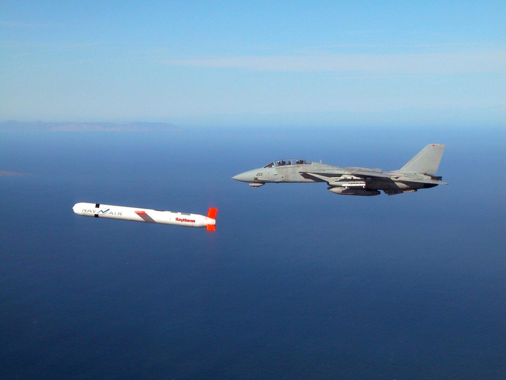 Запуск крылатой ракеты Tomahawk Запуск крылатой ракеты Tomahawk - РИА Новости, 1920, 11.03.2026