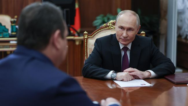 Президент РФ Владимир Путин провел рабочую встречу с Ростиславом Гольдштейном