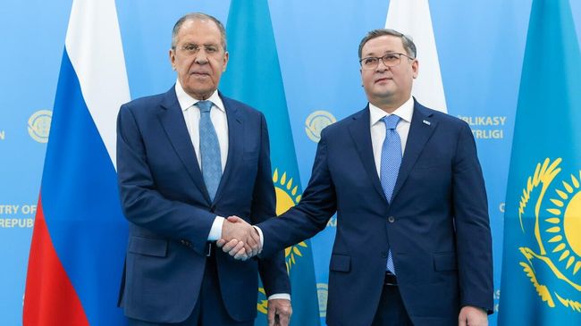 Сергей Лавров и Мурат Нуртлеу