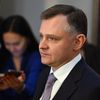 Врио губернатора Ростовской области Юрий Слюсарь во время пресс-подхода после церемонии представления