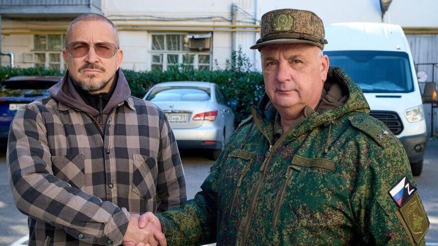 Певец Данко пополнил ряды добровольческого подразделения Барс-Крым Певец Данко пополнил ряды добровольческого подразделения Барс-Крым - РИА Новости, 1920, 07.11.2024