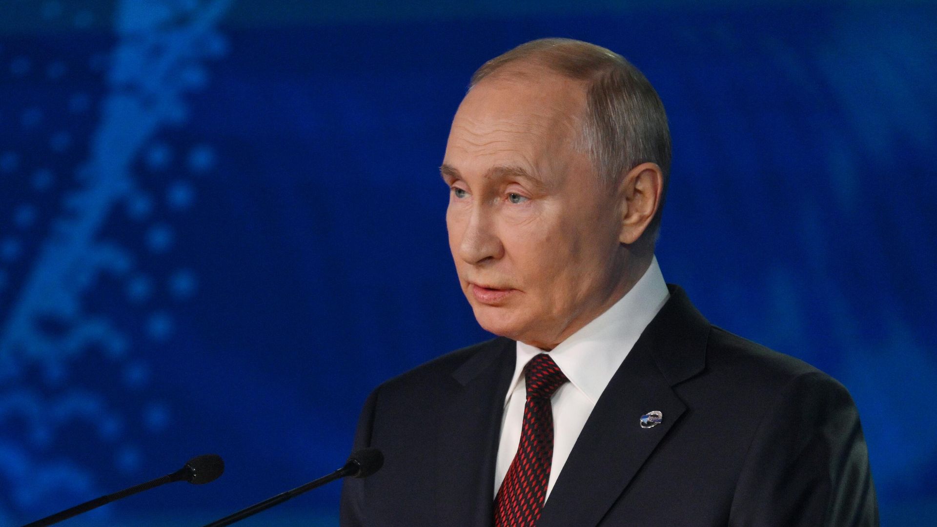 Президент России Владимир Путин на пленарной сессии XXI Ежегодного заседания Международного дискуссионного клуба Валдай Президент России Владимир Путин на пленарной сессии XXI Ежегодного заседания Международного дискуссионного клуба Валдай - РИА Новости, 1920, 07.11.2024