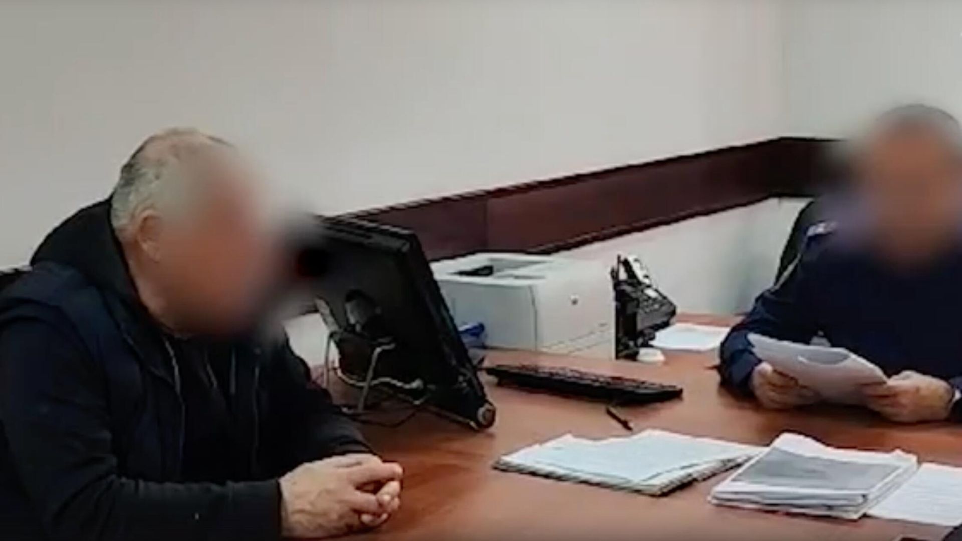 Бывший замминистра образования и науки Дагестана задержан по подозрению в получении взяток Бывший замминистра образования и науки Дагестана задержан по подозрению в получении взяток - РИА Новости, 1920, 08.11.2024